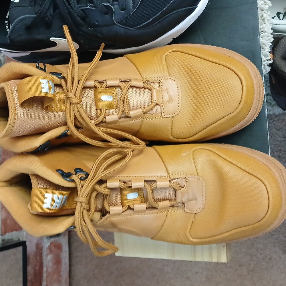 Nike boots